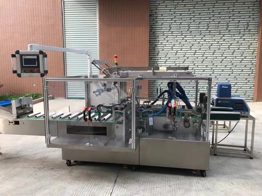 Se aferra la empaquetadora automática de la caja de plástico del rollo del papel de aluminio de la máquina del lacre de la caja
