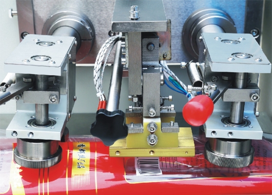 Verdura de la máquina de Automatic Food Packaging del regulador del PLC con la detección de la longitud