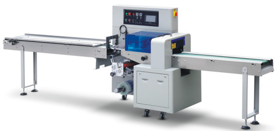 Máquina horizontal automática rotatoria del paquete del flujo con la tracción de la película hacia arriba